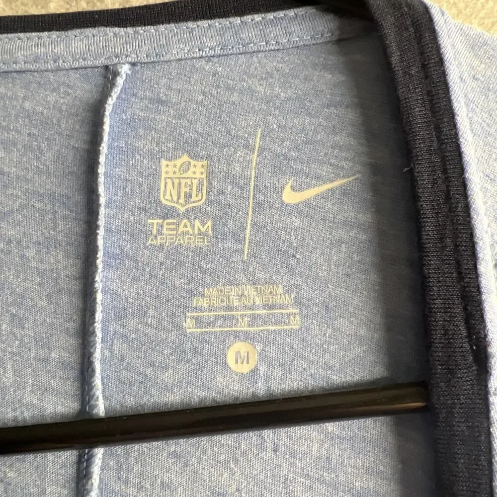 Tennessee Titans Jersey‎ Womens Medium Blue NFL Football Team Clothing Pin